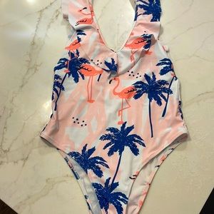 SEXY ONE PIECE SWIMSUIT